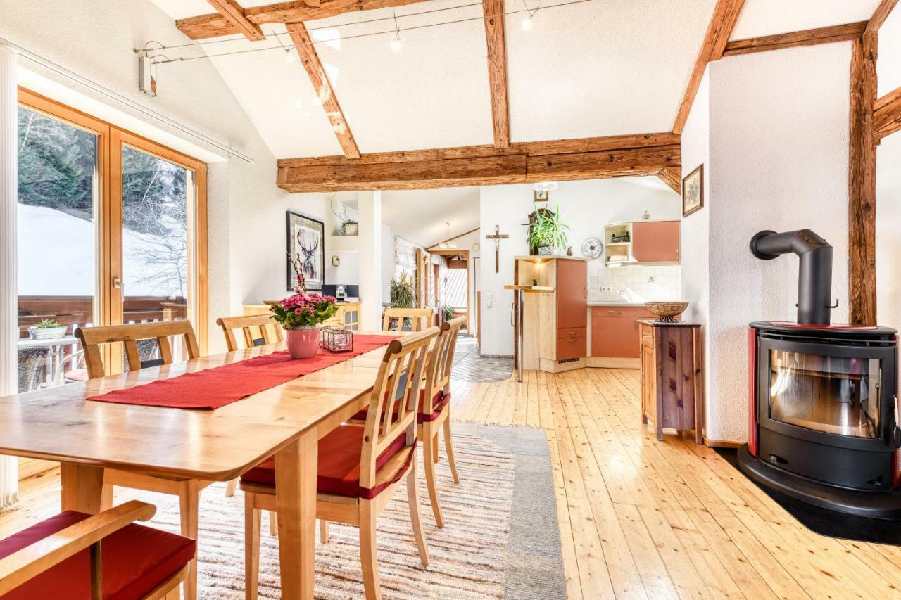 Chalet Fischer By A-Appartments Bürserberg エクステリア 写真